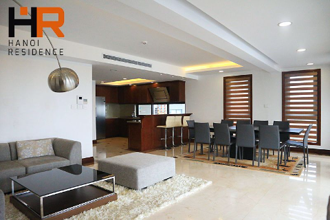 High quality & Modern serviced apartment 03 beds on Xuan Dieu with lake view
