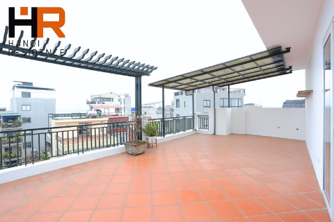 Big balcony & Lake view one bedroom apartment for rent on Dang Thai Mai st