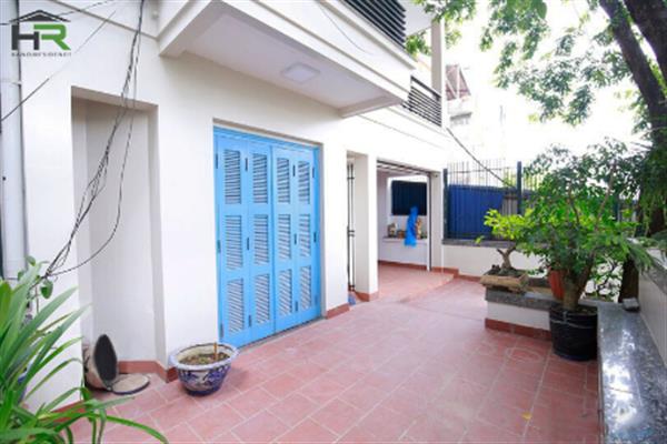 Big yard 3 bed house for rent in Tay Ho with fully furnished