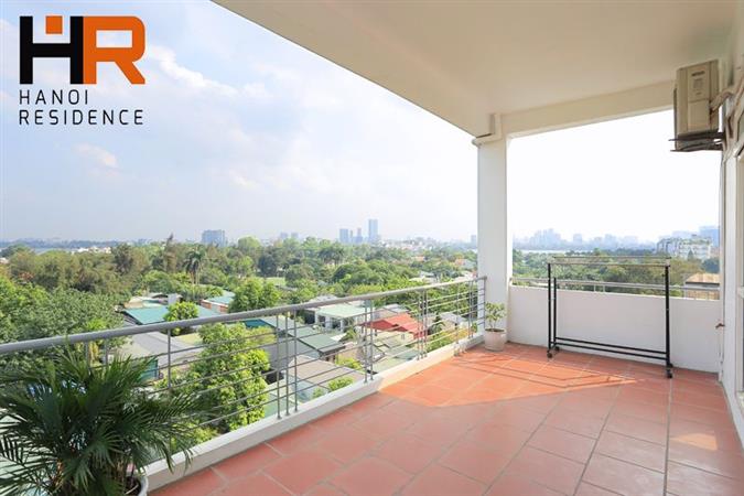 Lake view apartment with big balcony on Dang Thai Mai st