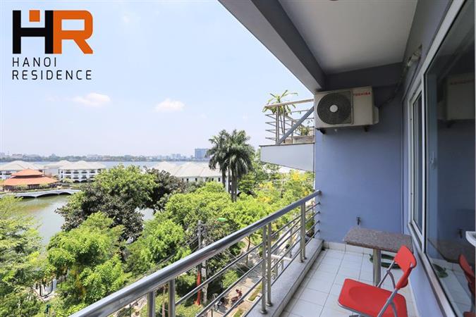 Lake view one bedroom apartment for rent on Tu Hoa st