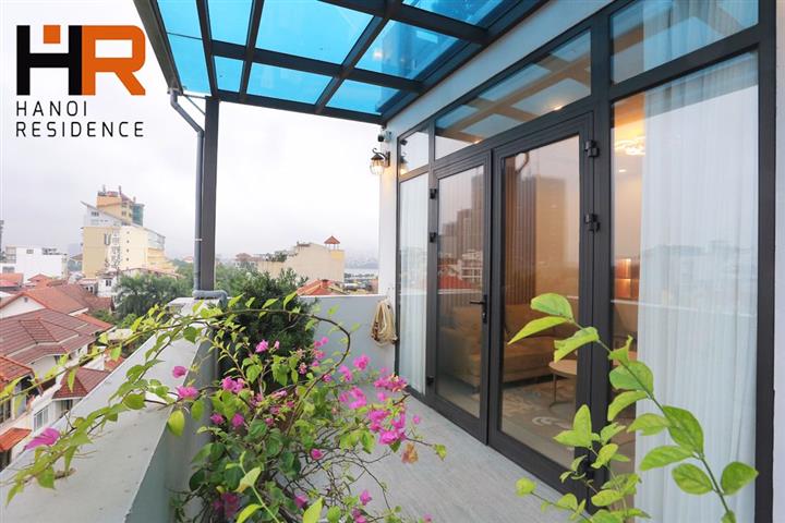 Top floor apartment one bed with big balcony & lake view on To Ngoc Van st