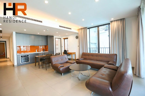 Lake view apartment for rent in Tu Hoa with 2 bedrooms, full of light