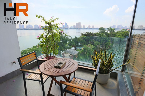 Beautiful lake view 02 beds apartment for rent on Quang Khanh st
