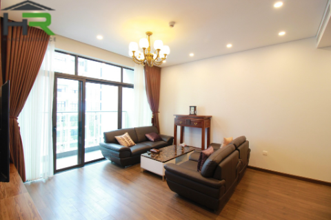 High floor, spacious 2 bedroom apartment for rent in Sun Ancora Luong Yen