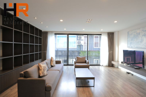 Duplex apartment for rent in Tay Ho with 3 beds, new & modern style