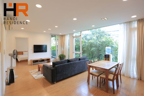Lake side apartment 02 beds with balcony & view on Quang Khanh st