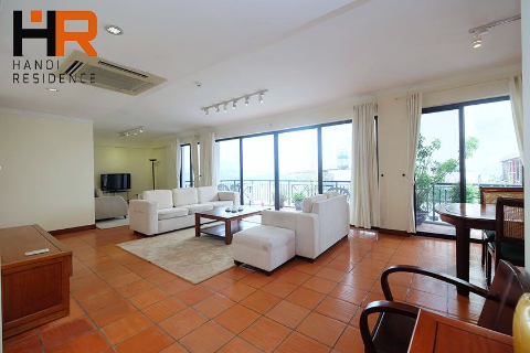 Two bedroom apartment with lake view & big balcony in Truc Bach Island