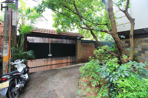 Garden, quality 5 bedroom house for rent in Tay Ho, with car direct access
