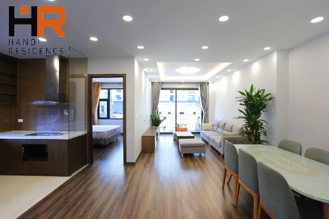 Nice serviced apartment 02 beds with modern style furnished in Tay Ho dist