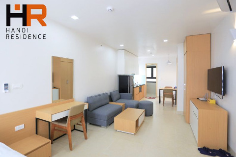 Lake view studio apartment for rent on Xuan Dieu, Tay Ho dist