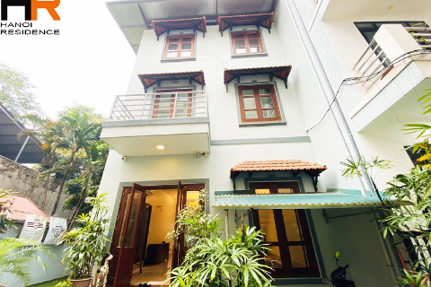 Charming 3-Floor House with Large Yard for rent in Tay Ho 
