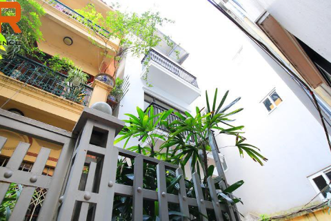 Good Price, New 4-Bedroom House for rent in Tay Ho dis