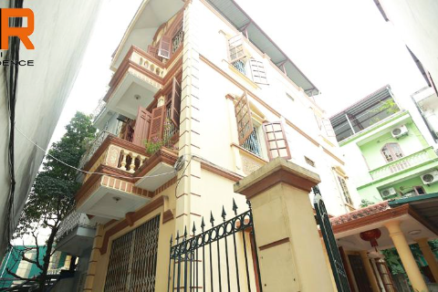 Good price 3-Bedroom House for rent with full furniture in Tay Ho 