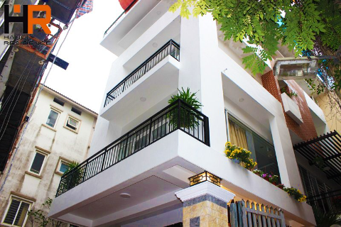 4-Bedroom House with Elegant Design and Swimming Pool for rent in Tay Ho