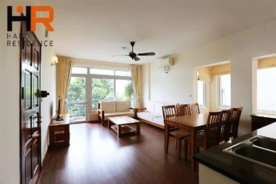Lake view 02 bedroom apartment in Tu Hoa, Tay Ho district