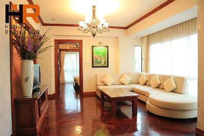 Apartment 02 bedrooms in Tay Ho, with swimming pool & Gym
