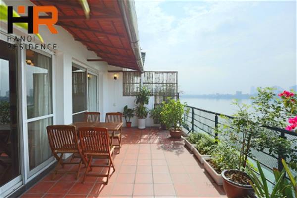 Big balcony & lake view 03 bedroom apartment for rent in Quang Khanh street