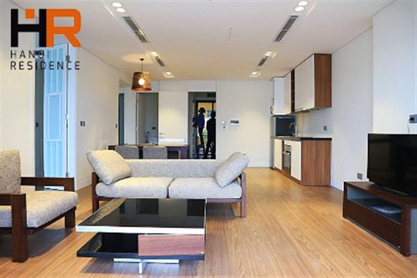 Brand new & lake view apartment for rent near Hanoi Club, 2 bedrooms