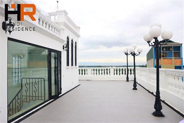 Quality & Furnished 02 beds apartment for rent in Tay Ho district