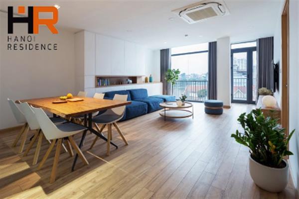 Top-floor 02 bedroom apartment for rent in Xuan Dieu, Tay Ho dist