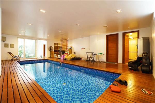Modern house with simmingpool and garage in Center of Tay Ho