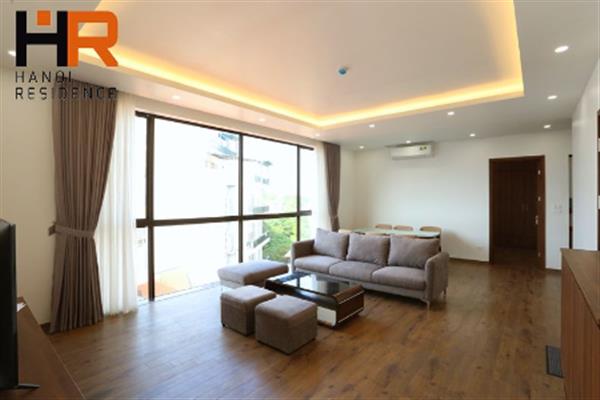 High floor & Bright 03 bedroom apartment for rent in Tay Ho dist
