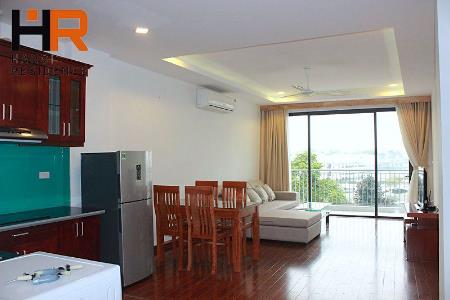 Lake view one bedroom apartment for rent in Tu Hoa street