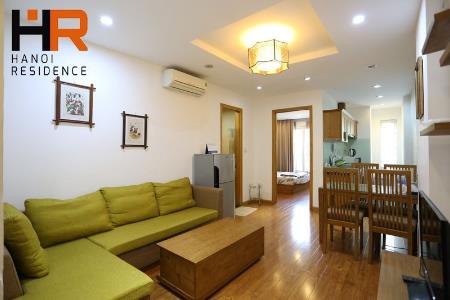 Cosy 02 beds apartment for rent on Truc Bach, Ba Dinh dist