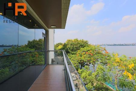 Beautiful Lake view & Big balcony 01 bedroom apartment for rent in Tay Ho dist