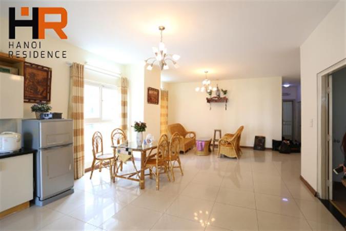 3 bedroom apartment for rent in Vuon Dao building with nice furniture
