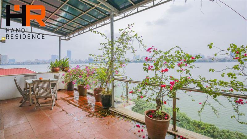 Large balcony & Lake view one bed apartment for rent in Tay Ho dist