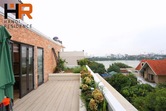 Large balcony apartment 01 bed with modern furnished on Quang Khanh st
