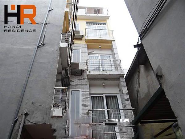Lovely 3-bedroom house with full furniture for rent in Tay Ho 