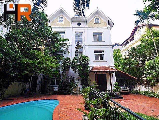 Glamorous villa for rent in Tay Ho with swimming pool, large yard and 5 bedrooms.