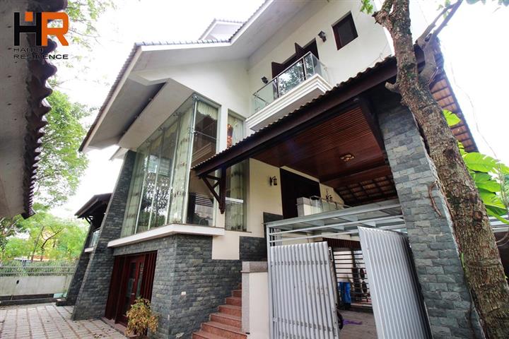 Unfurnished 6 bedroom villa with nice design for rent in Vuon Dao Villas, near Ciputra
