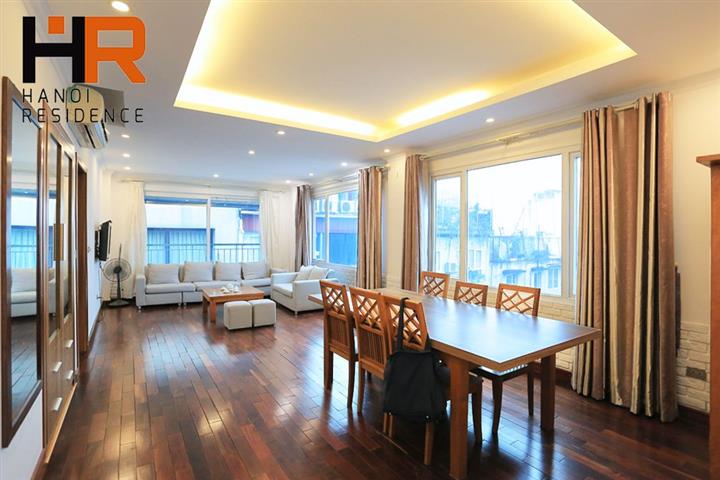 Large balcony serviced apartment 03 bedroom for rent in Tay Ho dist