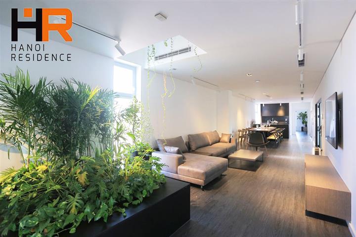 Top floor & Modern style serviced apartment 04 beds for rent in Tay Ho dist