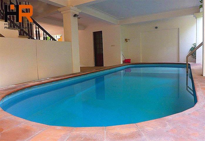 Swimming pool villa in To Ngoc Van for rent with a large yard, 5 bedrooms