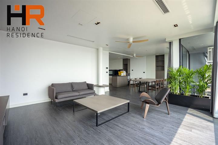 Top floor & Modern apartment 03 beds for rent on Trinh Cong Son, Tay Ho dist