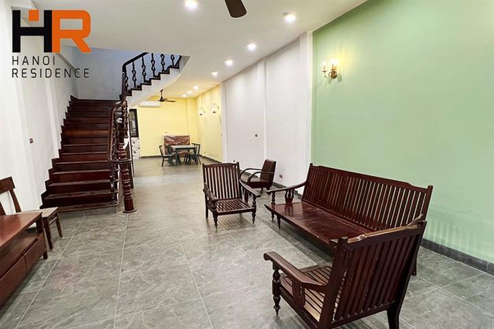 Renovated house 03 beds with full furnished on Tu Hoa st