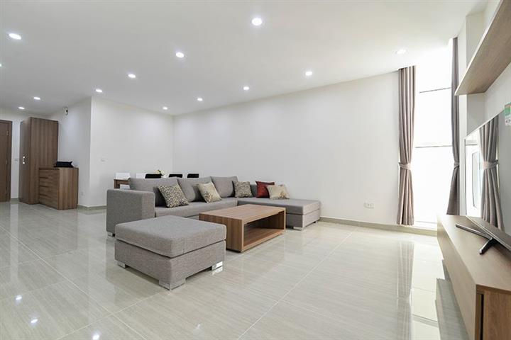 High floor and elegant 3 bedroom apartment for rent in L3 building Ciputra Hanoi