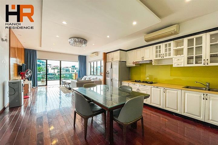 Beautiful apartment 03 bedrooms with large balcony & lake view in Tay Ho district