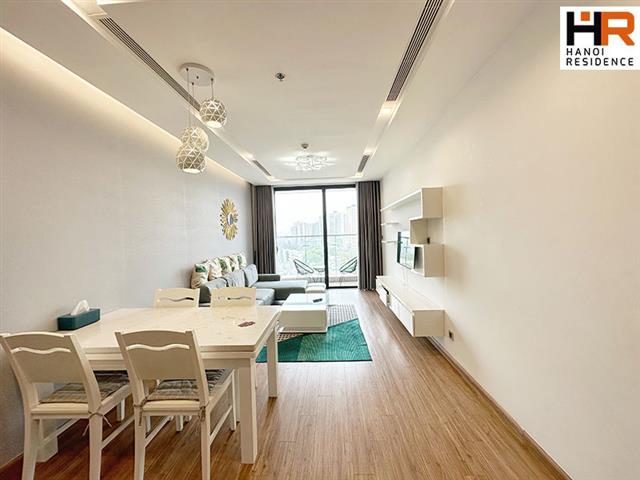 3 bedroom apartment in Vinhomes Metropolis Hanoi, furnished in M3 building