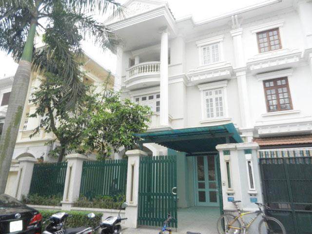 Ciputra Hanoi villa , newly renovation, 4 bedrooms, near Unis, garden view