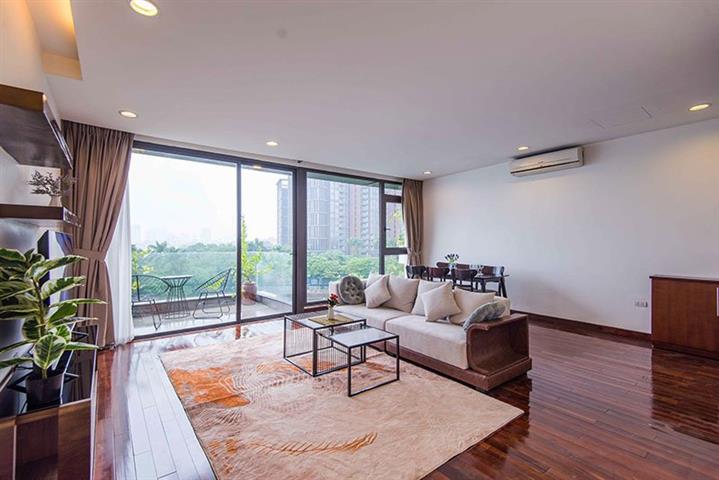 Elegant lake view 2 bedroom serviced apartment on Quang Khanh street