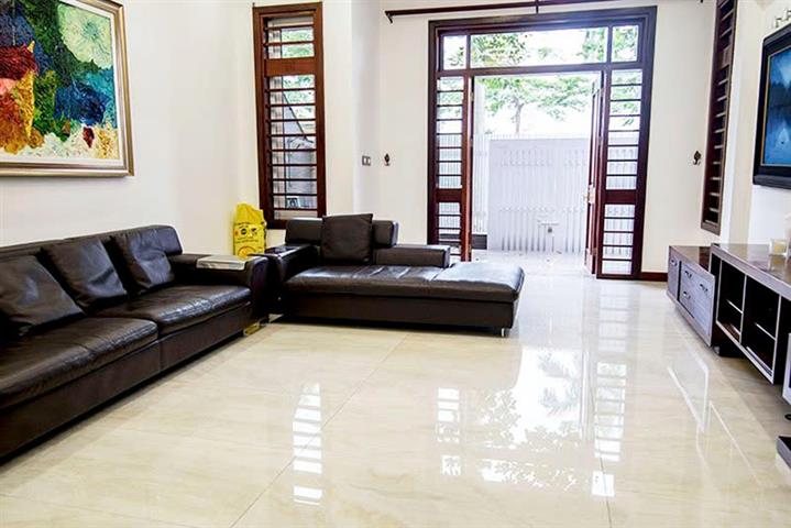 Charming 5 bedroom villa for rent in D4 block in Ciputra