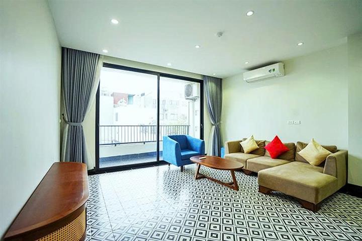 Cosy 3 bedroom duplex apartment for rent on Xuan Dieu street