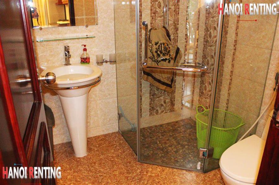 6hanoi apartment for rent bathroom 1 44074