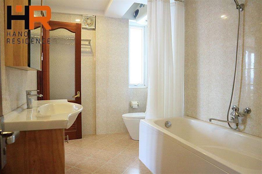 apartment for rent in hanoi 18 bathroom 2 pic 1 result 00159